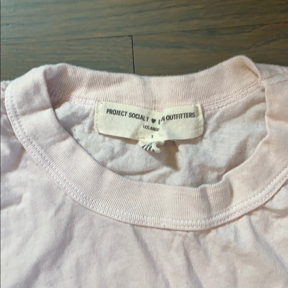 Cute vintage inspired tee - Picture 2 of 2